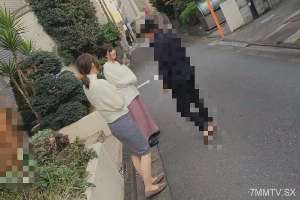 FC2-PPV-3148788 [Individual] Scum man easily offers not only his sister but also his relatives. The mature woman's body was smooth for her age, and her skin was white and beautiful just like her older sister.