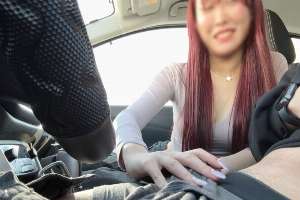 FC2-PPV-4676983 I asked a beautiful woman with big breasts and F cup to give me a handjob and blowjob in the car
