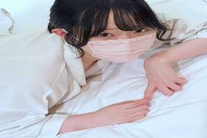 FC2-PPV-4692702 "Peeeeeeeeee♡" SSS-class fair-skinned and innocent girl takes off her underwear and cums with a vibrator♡ She is at the mercy of a creepy old man