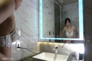 FC2-PPV-4788732 A master in the world of love and film, his personal impressions of clothing, his five-man football training, his skin is white, his body is beautiful as a high-level challenger, and his semen is accumulated and other things are exposed in