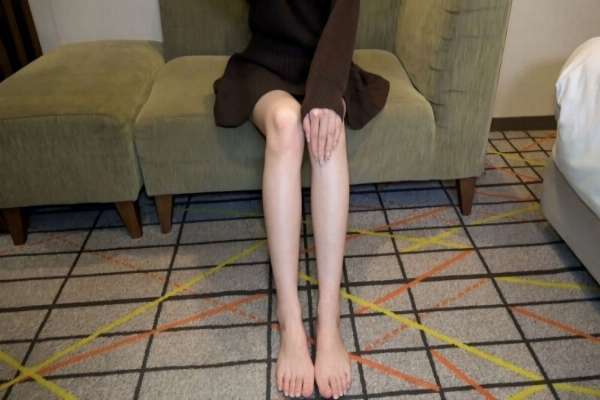 FC2-PPV-4830891 [Uncensored] Tall, slender, beautiful legs! Despite her elegant appearance, she has a super sensitive body that convulses all over her body while saying "I, I'm cumming" in any position! Swallowing and creampie ※Bonus high-d