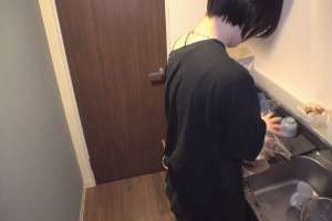 FC2-PPV-4842726 [Sorry, Boyfriend] When I went to visit my boyfriend at home, he was making lunch for me, so I interrupted him and got the urge to do it, so I did it right there.